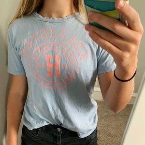 Hollister T-Shirt